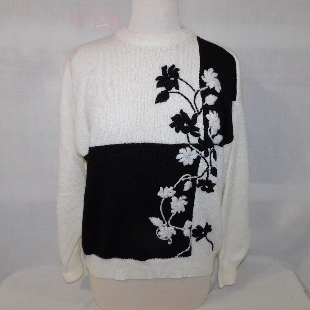 VTG 90s Black White Color Block Embroidered Floral Sweater Perspective Womens L